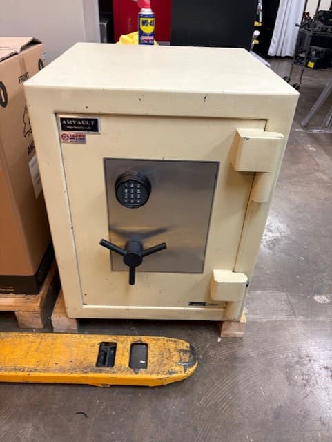 AMVAULT CF2518