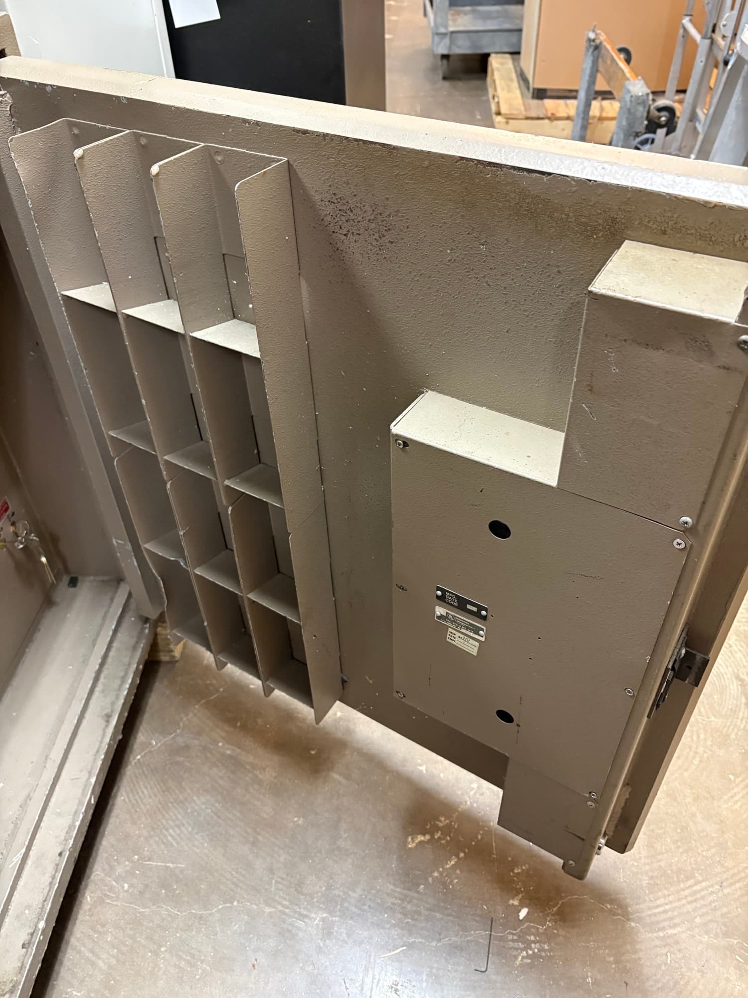 TL15 Conveinance Store Safe 